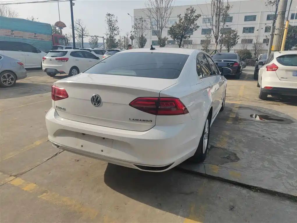 Volkswagen Lamando 2021