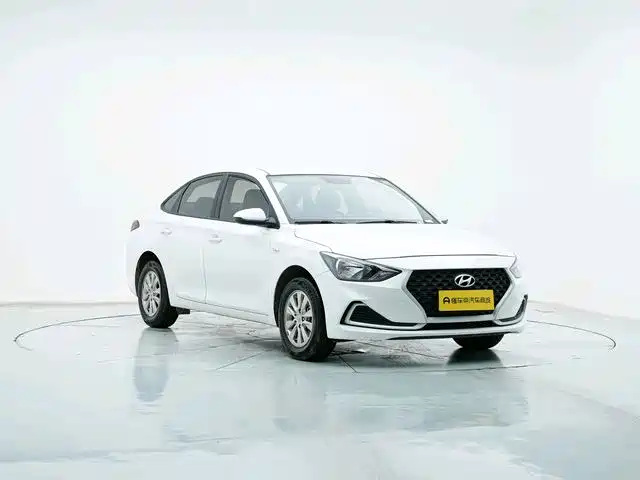 Hyundai Elantra 2021