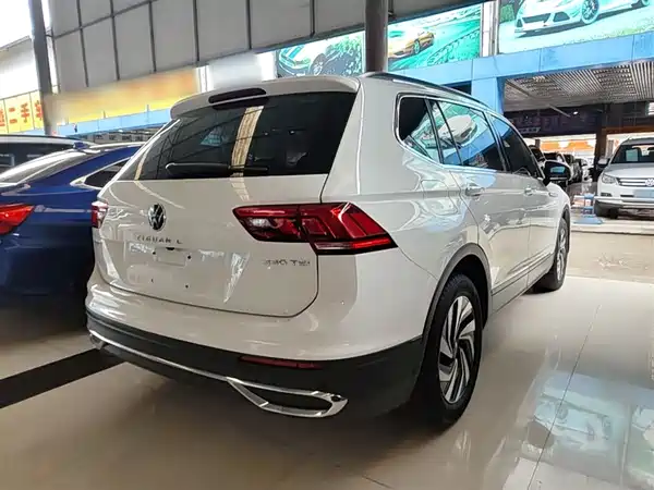 Volkswagen Tiguan L 2023