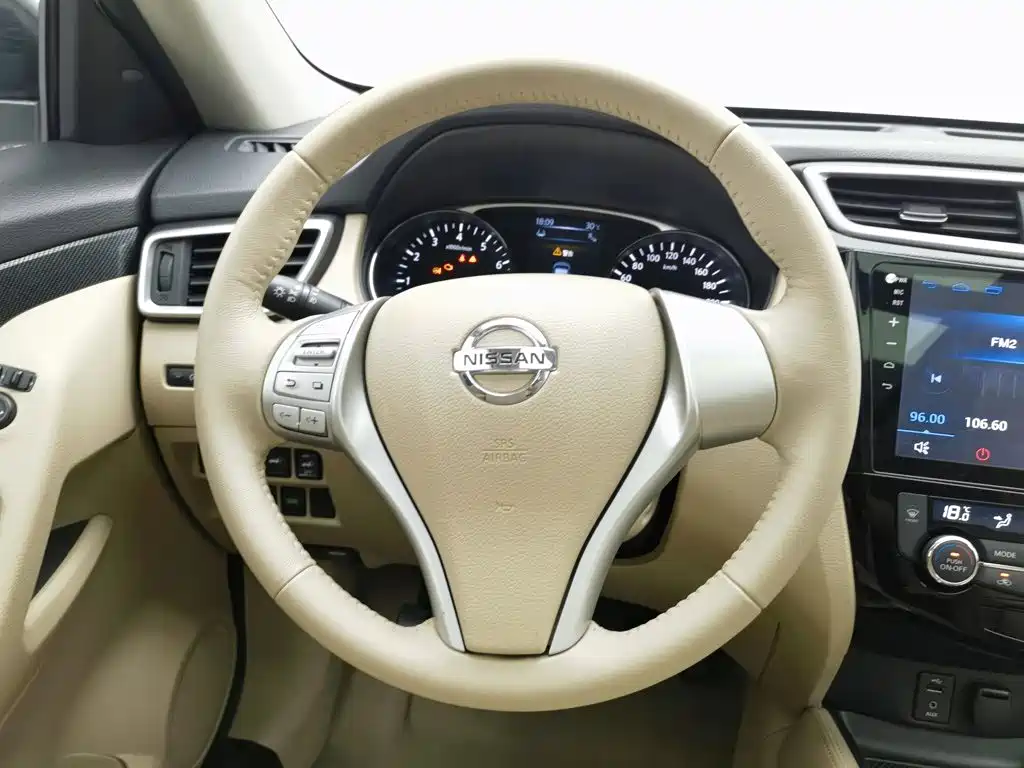 Nissan X-Trail 2016 — фото 11