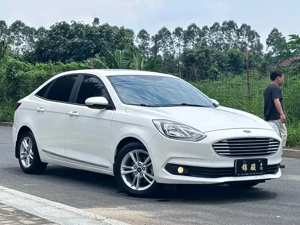 Ford Escort 2019