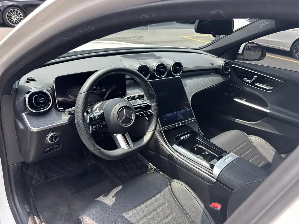 Mercedes-Benz C-Class 2022