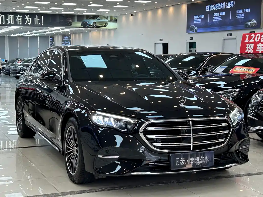 Mercedes-Benz E-Class 2024