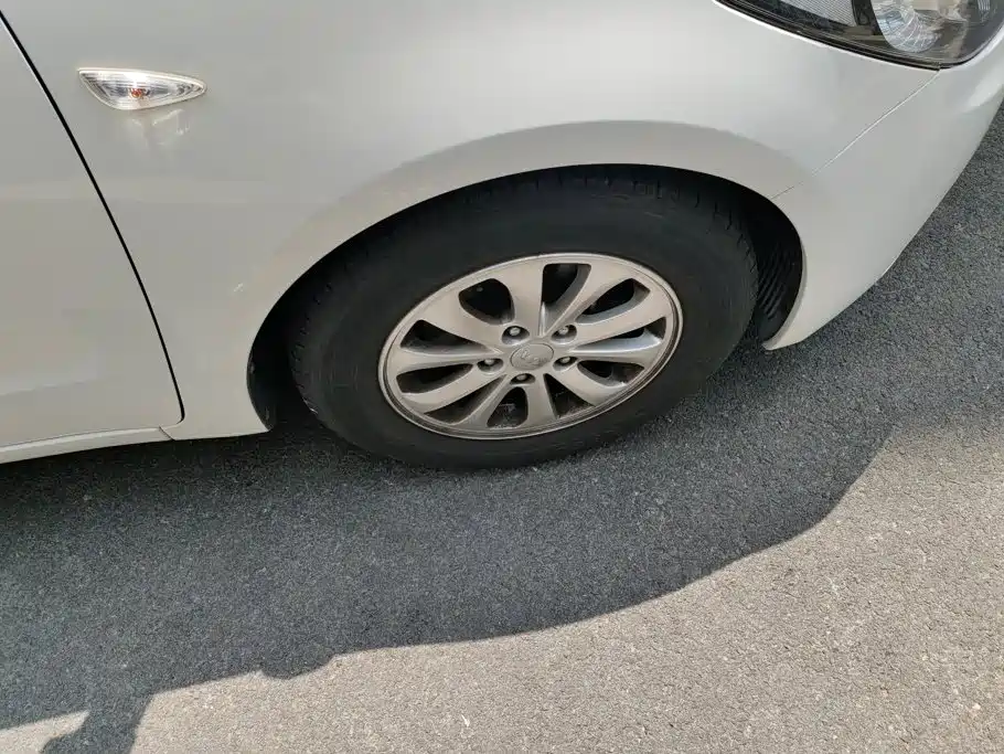 Kia K3 2015