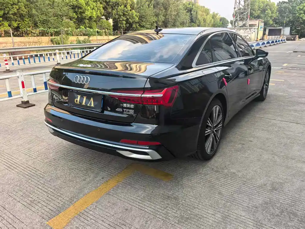Audi A6L 2024