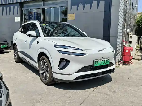 BYD Sealion 06 2025