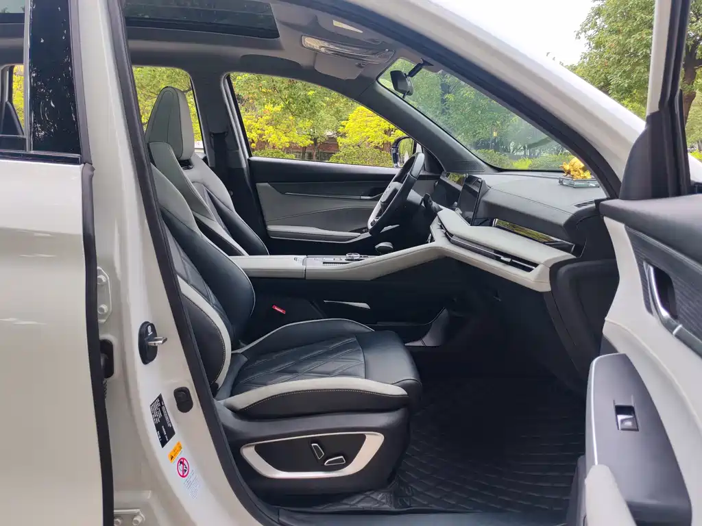 Changan CS75PLUS 2023 — фото 21