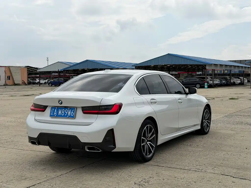 BMW 3 Series 2023