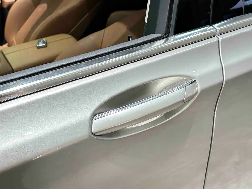 BMW 7 Series 2016 — фото 25
