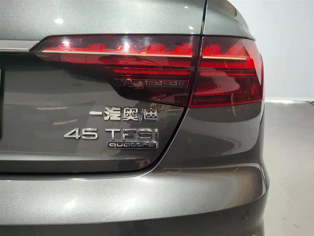 Audi A4L 2021 — фото 19