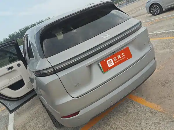 Li Auto L7 2025
