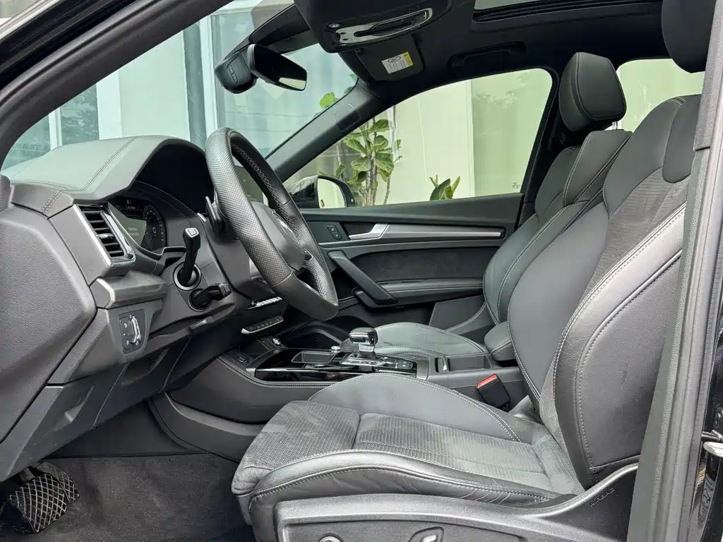 Audi Q5L Sportback 2023 — фото 5