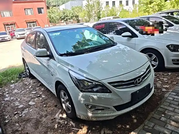 Hyundai Accent 2016
