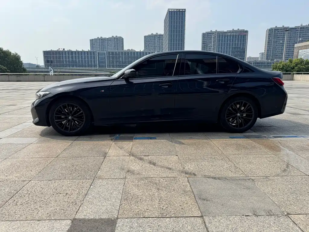 BMW 3 Series 2023