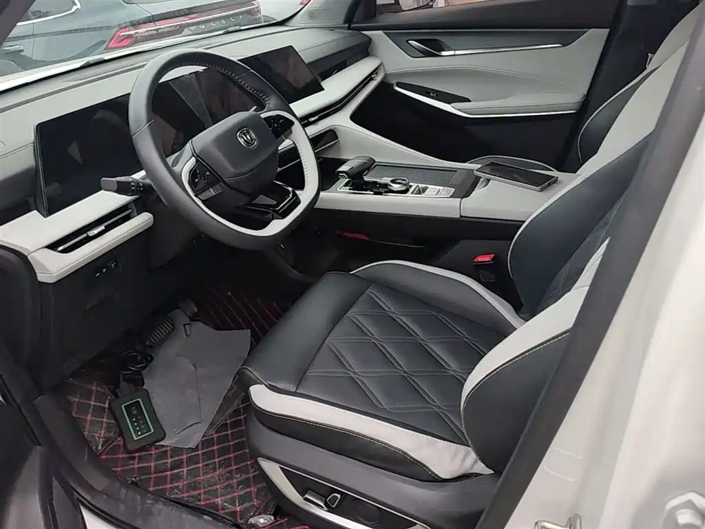 Changan CS75 PLUS 2023 — фото 15