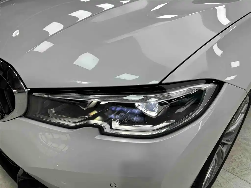 BMW 3 Series 2022 — фото 18