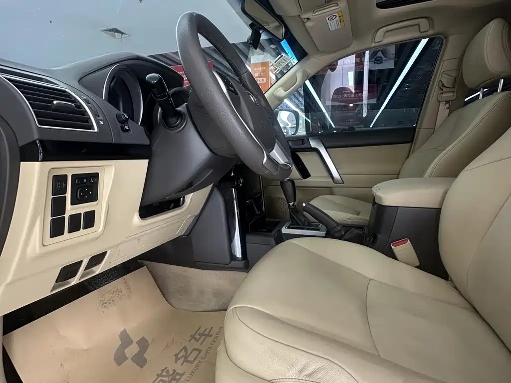 Toyota Prado 2017 — фото 27