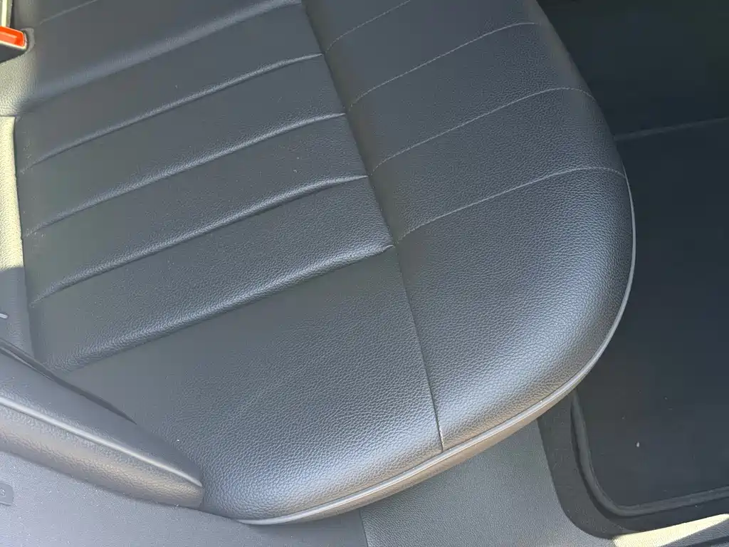 Mercedes-Benz E-Class 2015 — фото 13