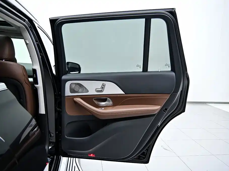 Mercedes-Benz GLS 2025 — фото 22