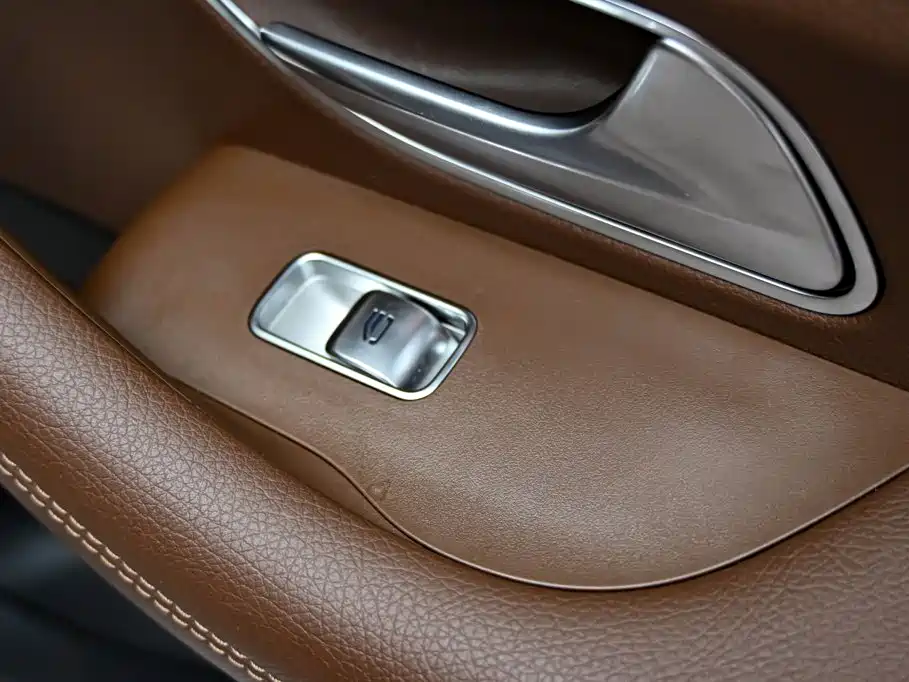 Mercedes-Benz GLS 2025 — фото 27