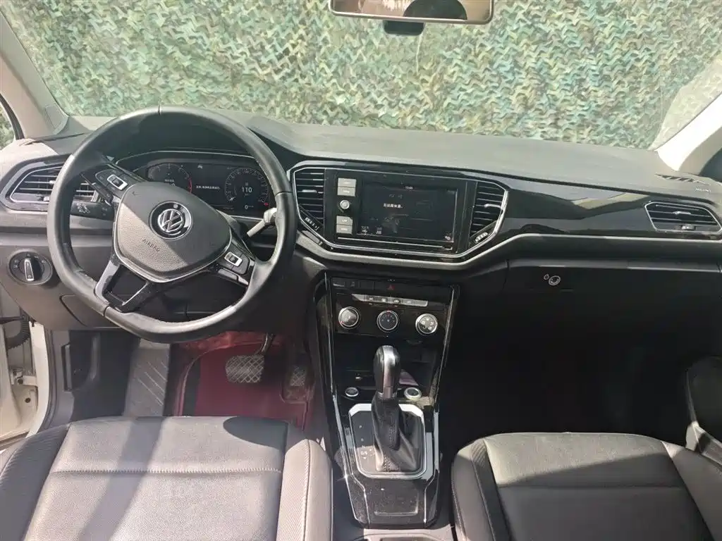 Volkswagen T-Roc 2020 — фото 13