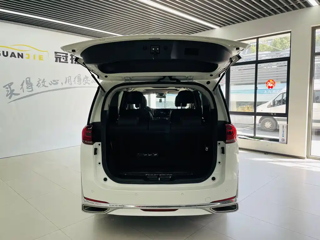 GAC Motor Trumpchi M8 2022 — фото 15