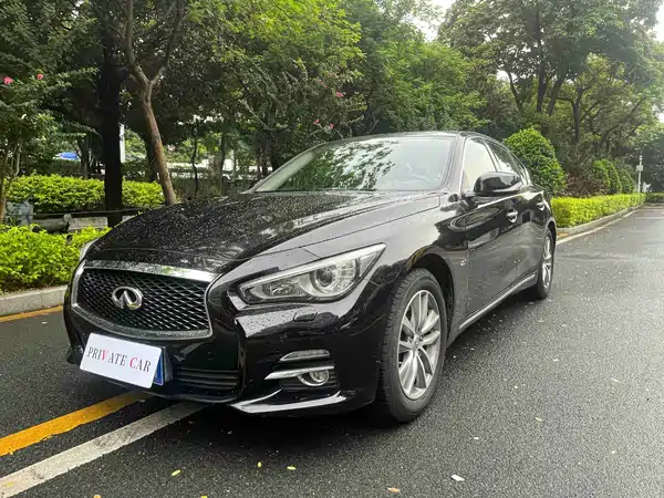 Infiniti Q50L 2017
