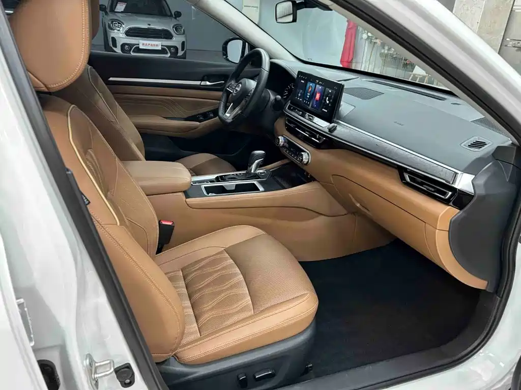 Nissan Teana 2023 — фото 13