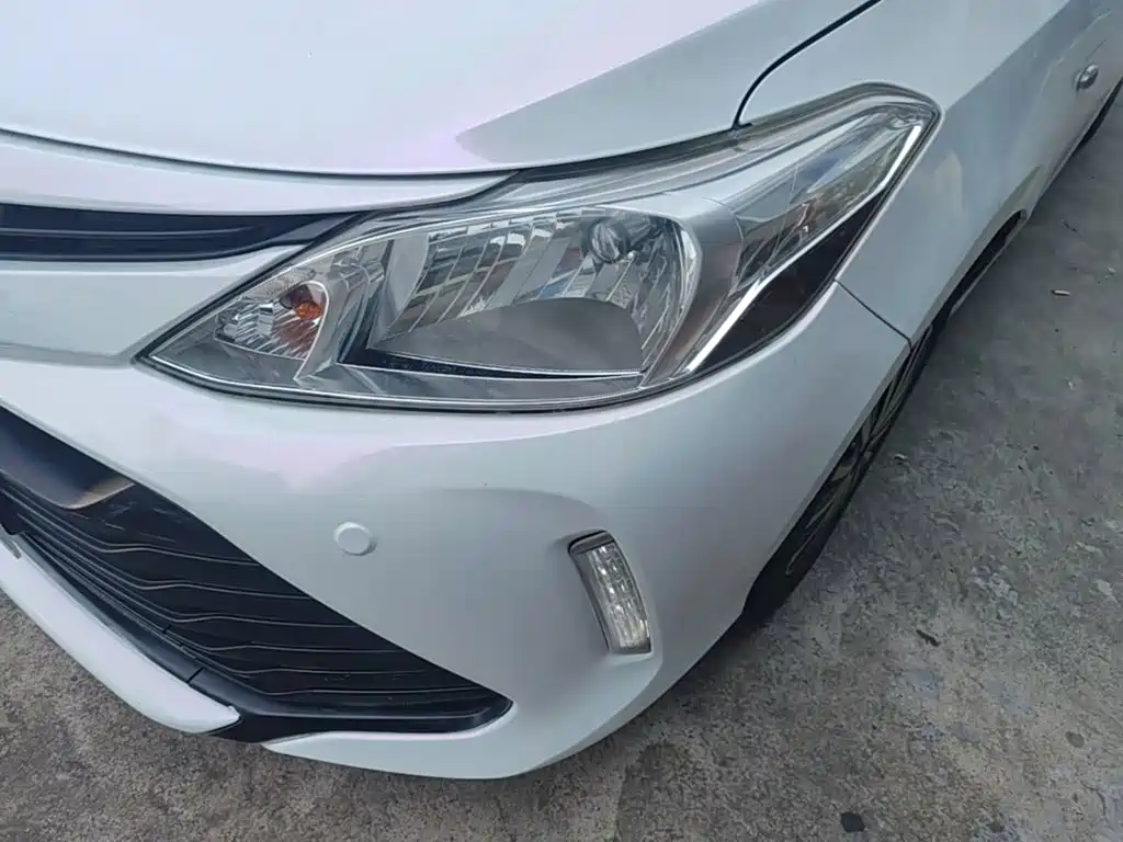 Toyota Vios 2017 — фото 24