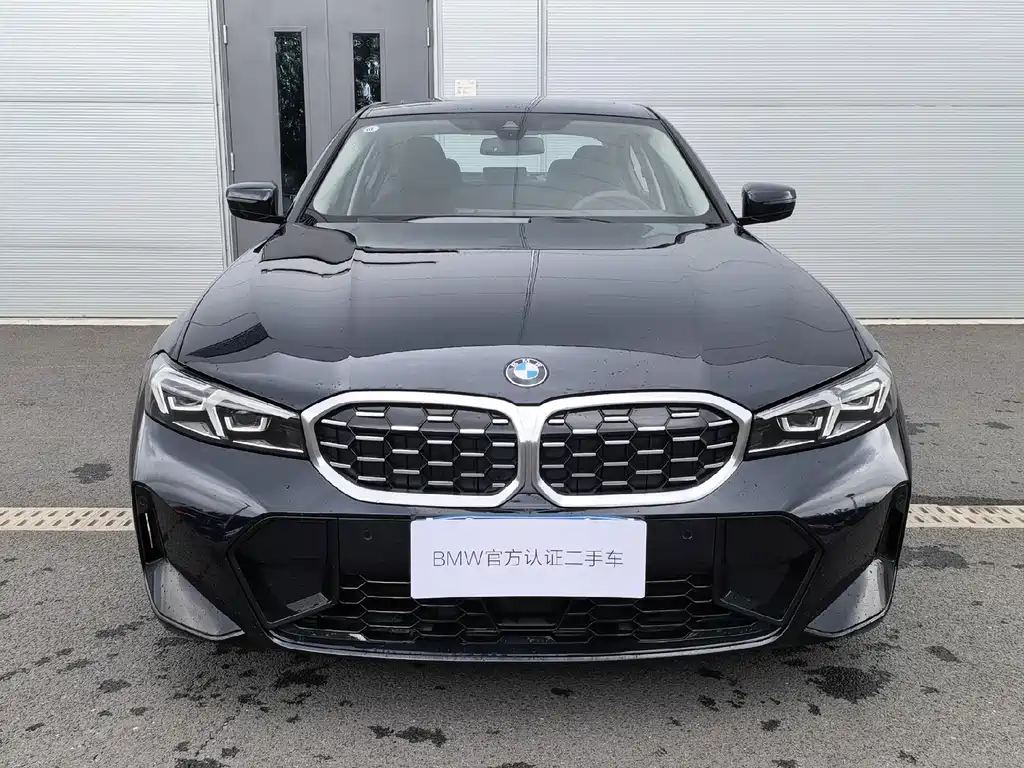 BMW 3 Series 2025