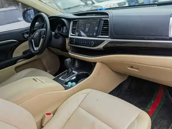 Toyota Highlander 2018