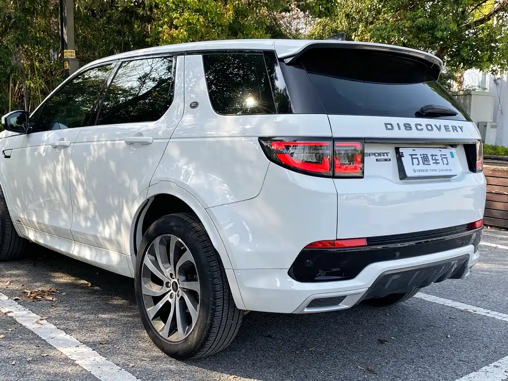 Land Rover Discovery Sport 2021 — фото 9