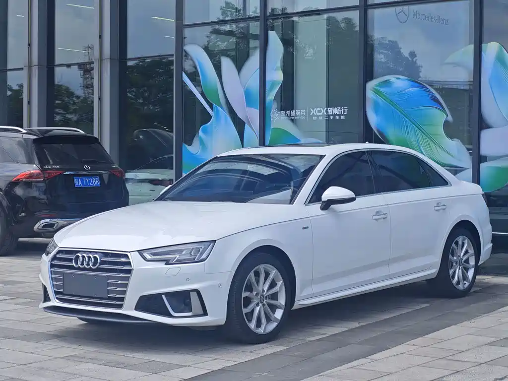 Audi A4L 2019
