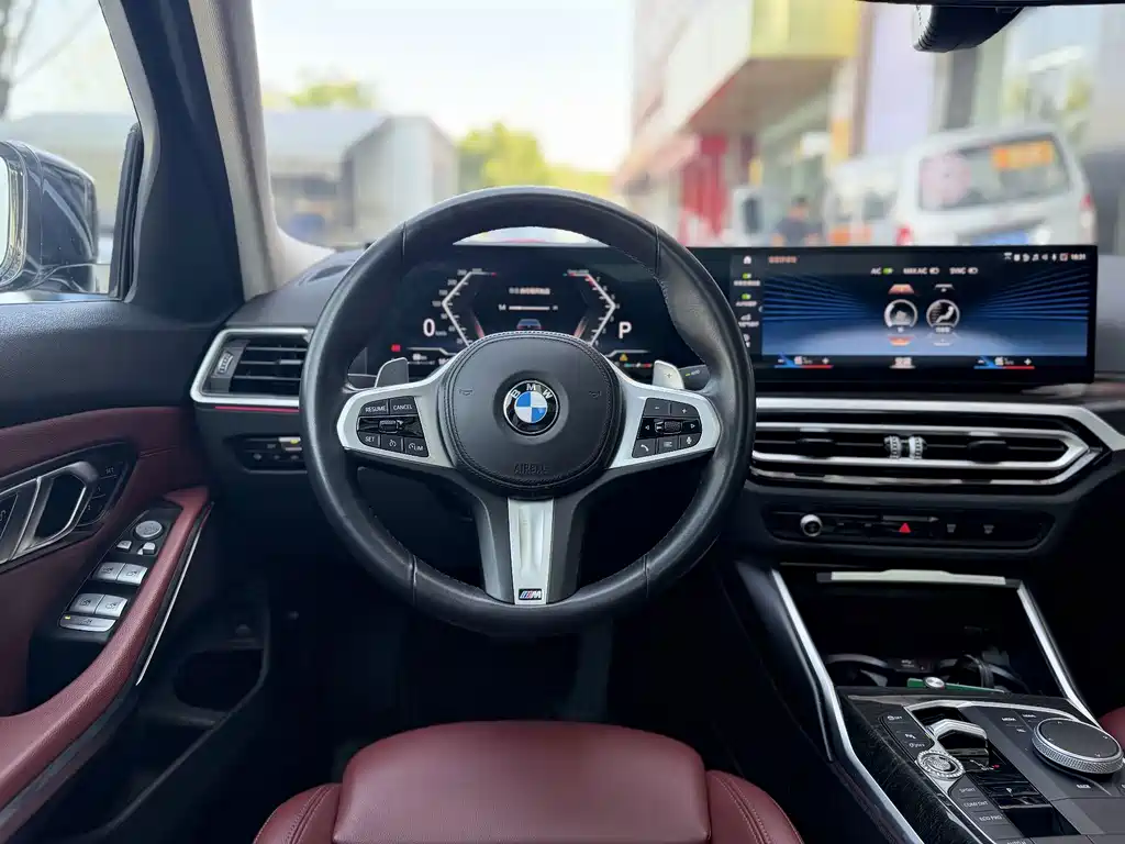 BMW 3 Series 2023