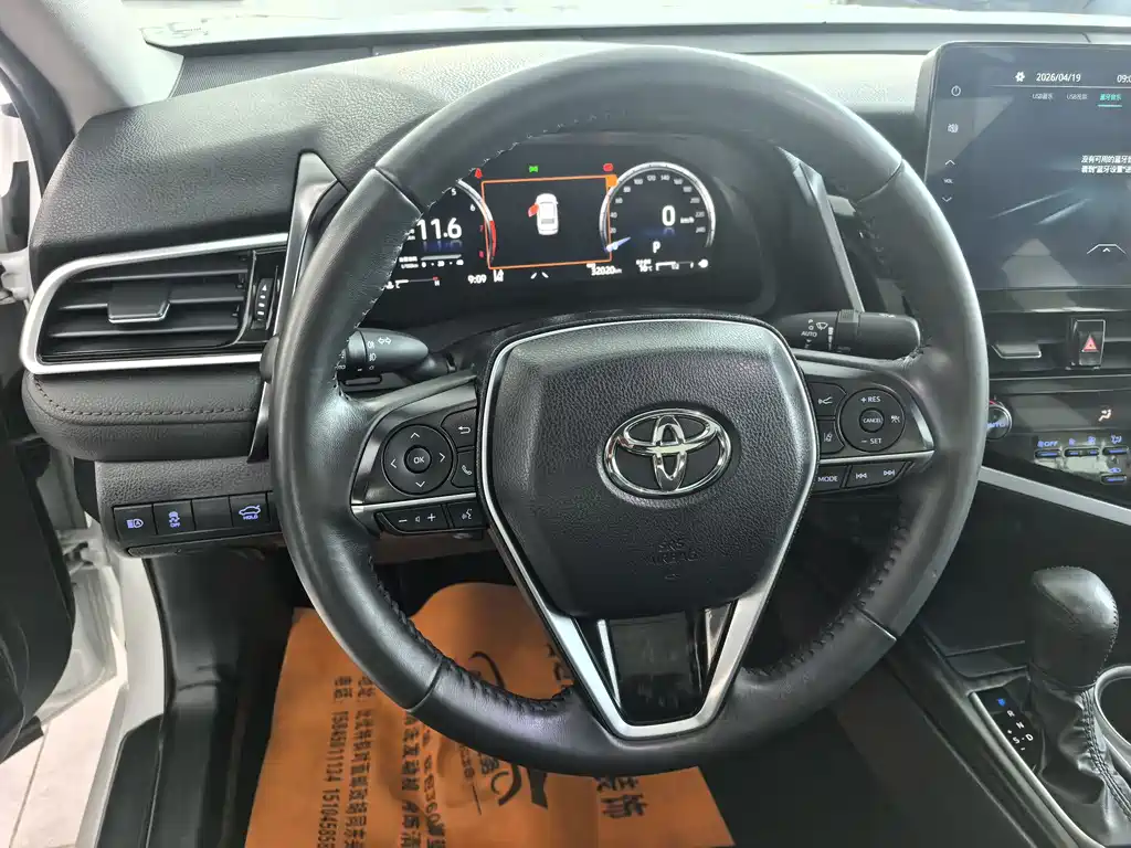 Toyota Camry 2022 — фото 10