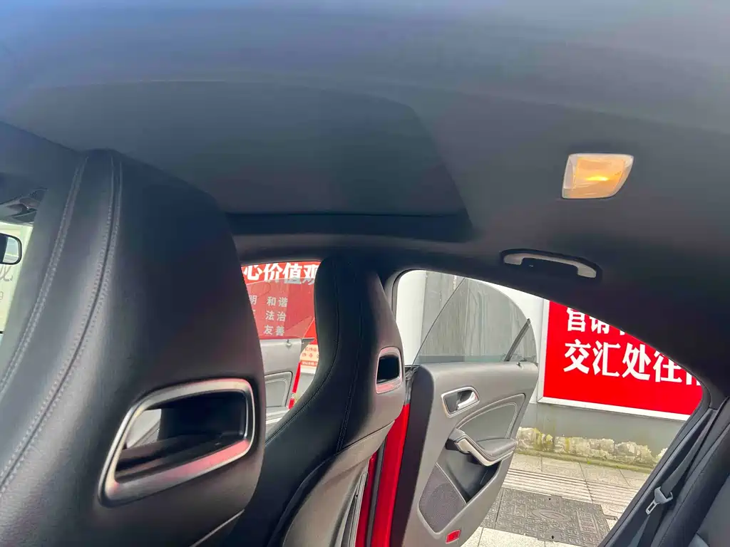 Mercedes-Benz CLA 2018 — фото 10