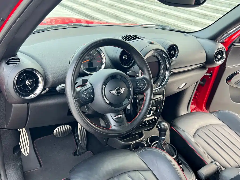 MINI JCW PACEMAN 2016 — фото 10