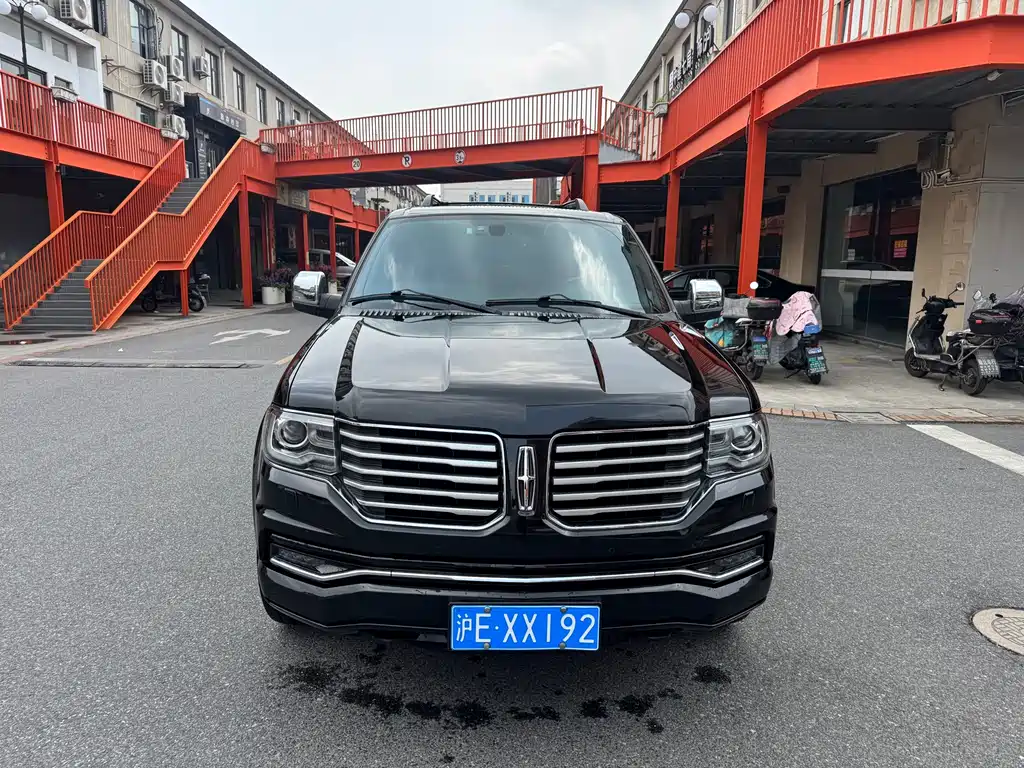 Lincoln Navigator 2017