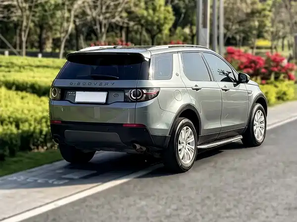 Land Rover Discovery Sport 2016