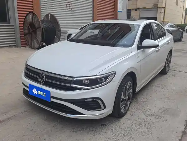 Volkswagen Bora 2025