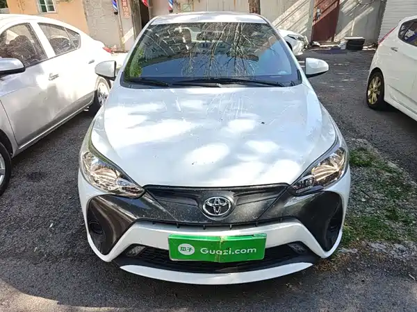 Toyota Yaris L 2016