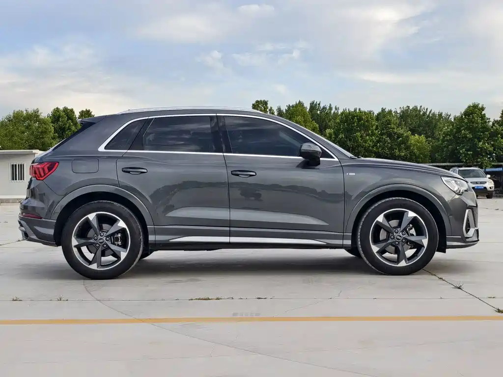 Audi Q3 2022