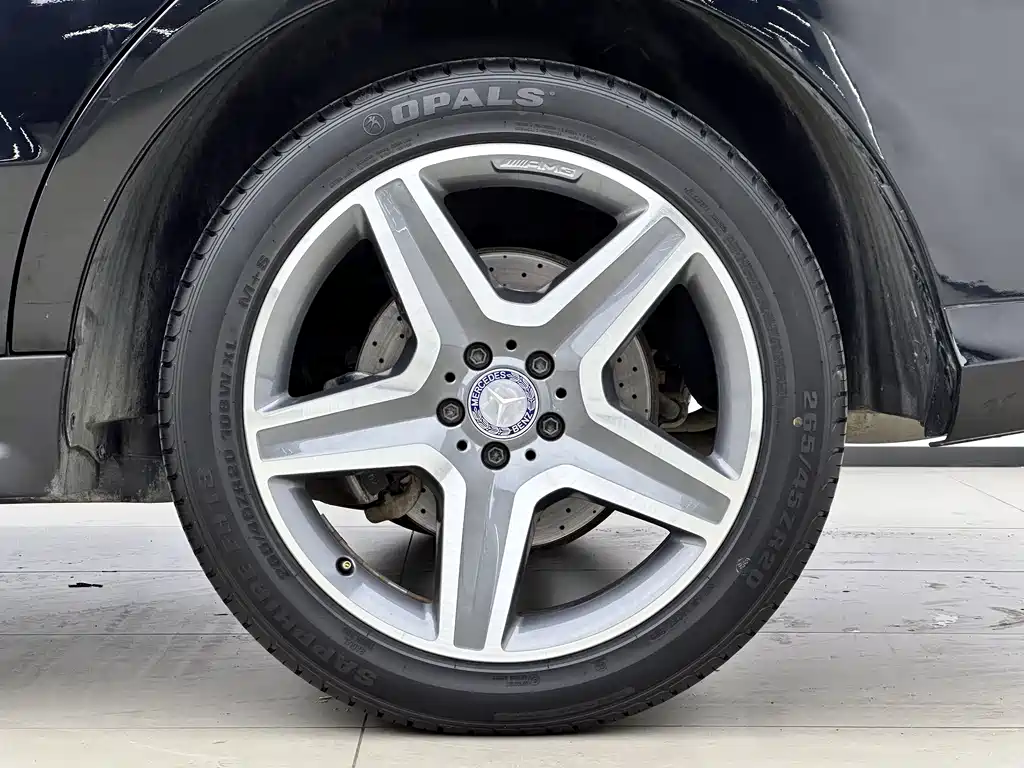 Mercedes-Benz GLE 2015 — фото 14