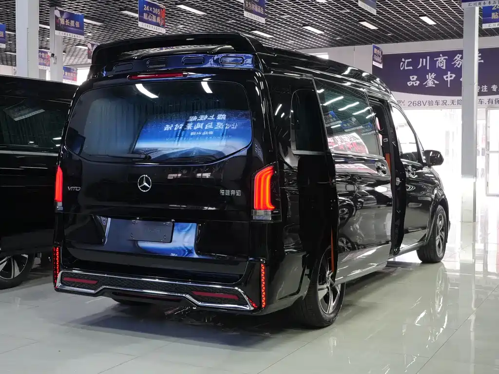 Mercedes-Benz Vito — фото 18