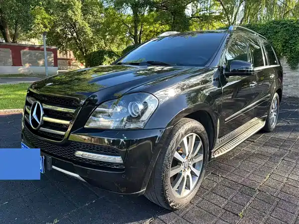 Mercedes-Benz GL-Class 2011