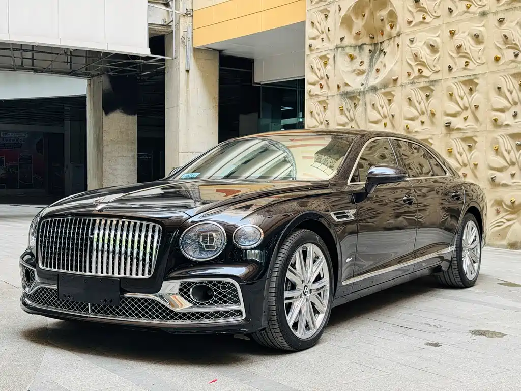 Bentley Flying Spur PHEV 2023