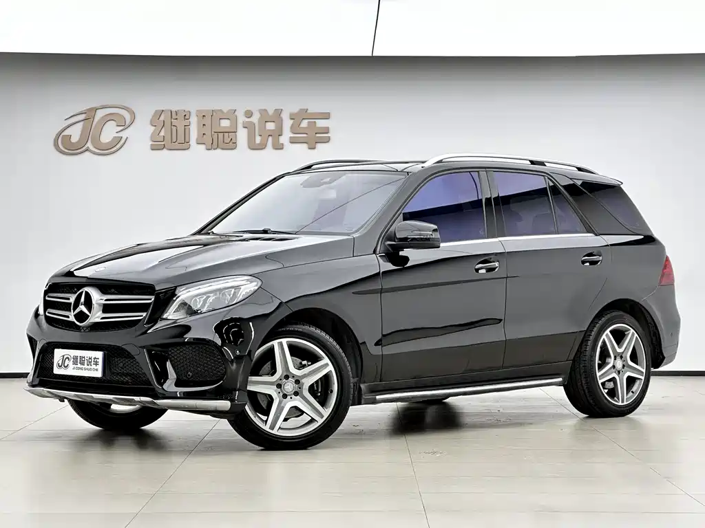 Mercedes-Benz GLE 2015 — фото 1