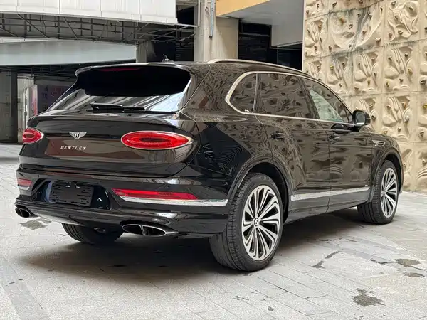 Bentley Bentayga 2022
