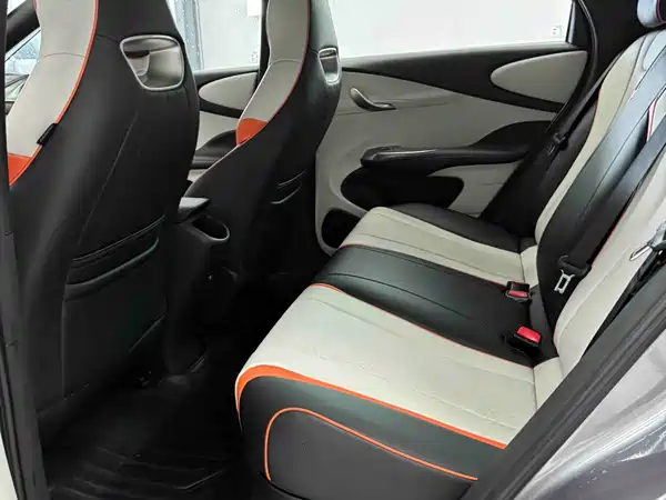 BYD Dolphin 2023