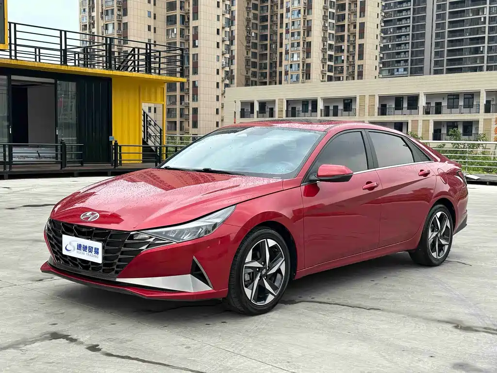 Hyundai Elantra 2022